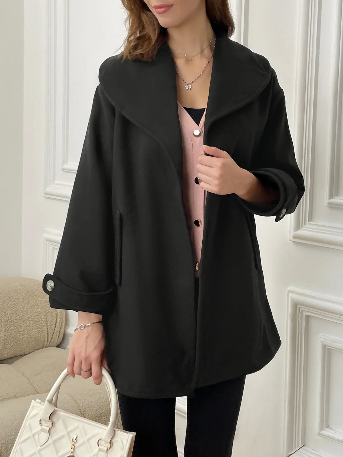 Synthia™ | Abrigo Largo con Cuello Chal