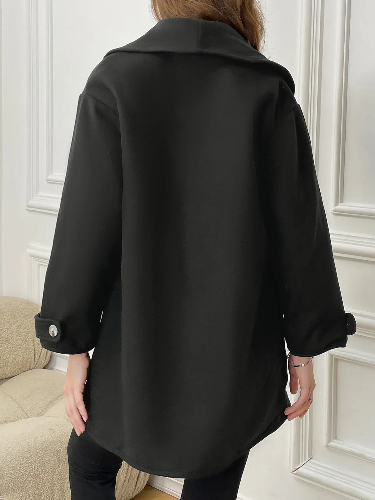 Synthia™ | Abrigo Largo con Cuello Chal