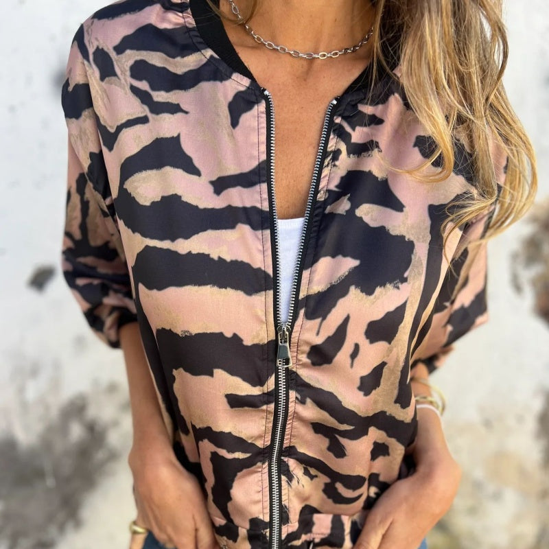 Zelda™ | Chaqueta Bomber con Cremallera y Estampado de Cebra