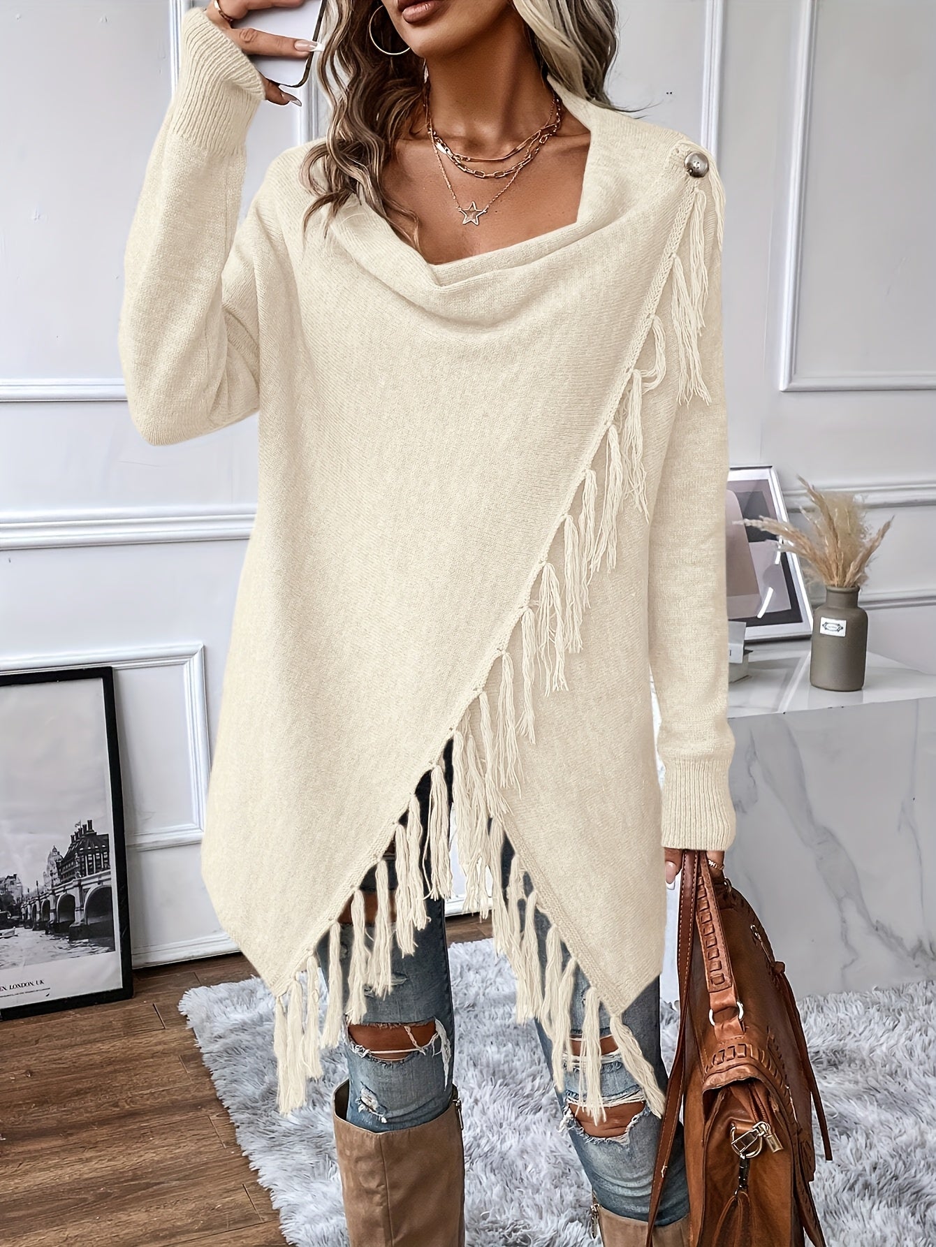 Arabelle™ | Chal Elegante con Cuello Drapado y Flecos
