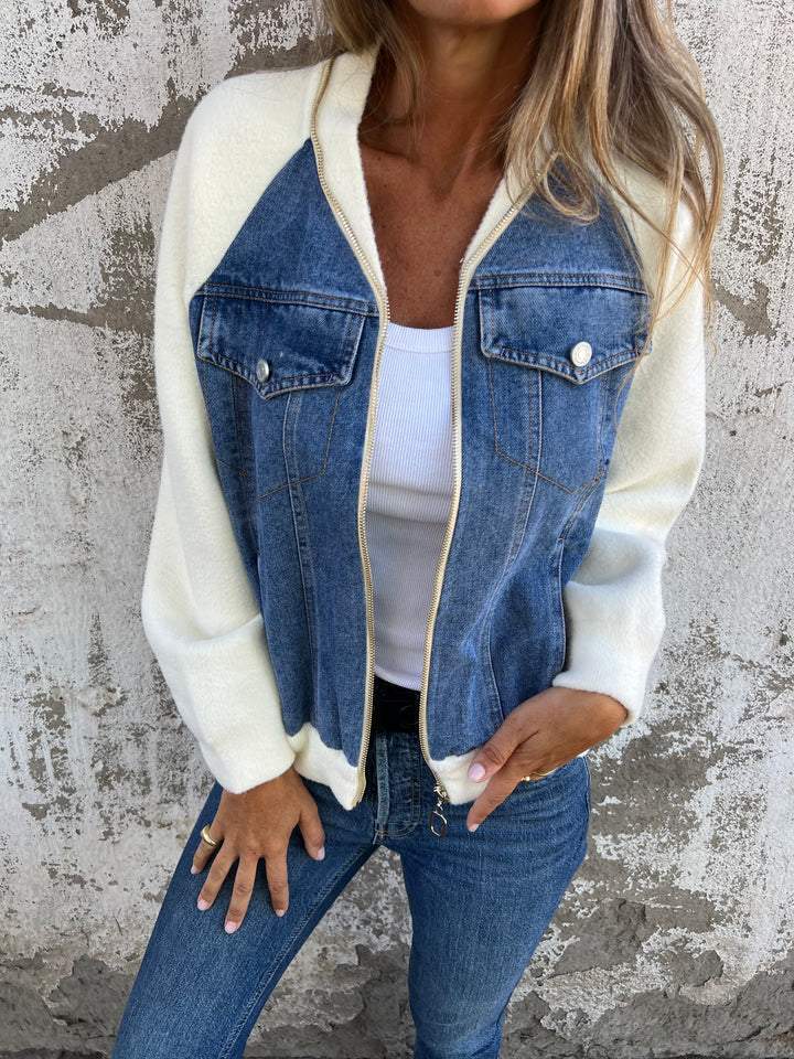 Zoe™ | Chaqueta de Denim Elegante y Confortable