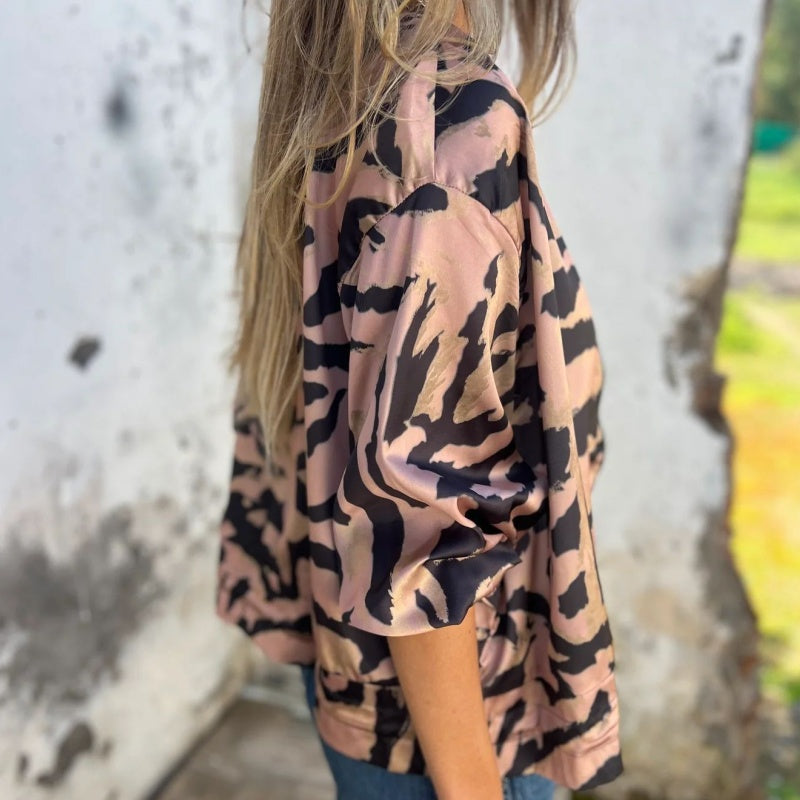 Zelda™ | Chaqueta Bomber con Cremallera y Estampado de Cebra